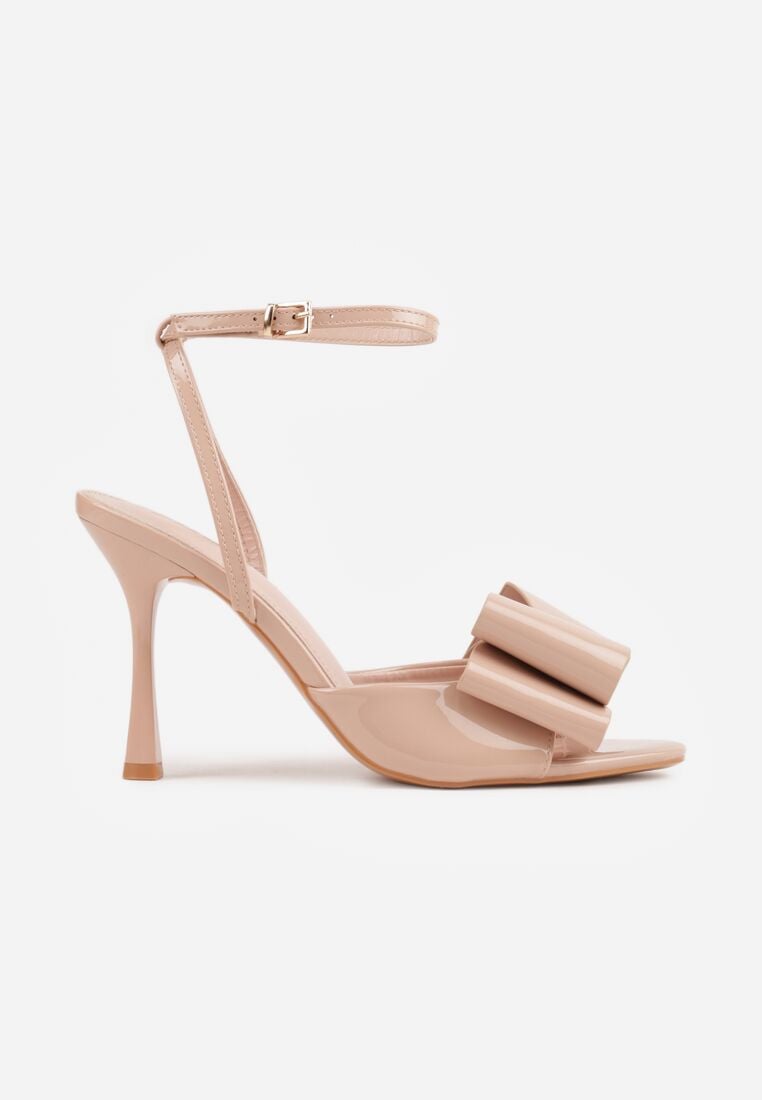 Beżowe Sandały Lakierowane Ozdobione Kokardkami Varona 4