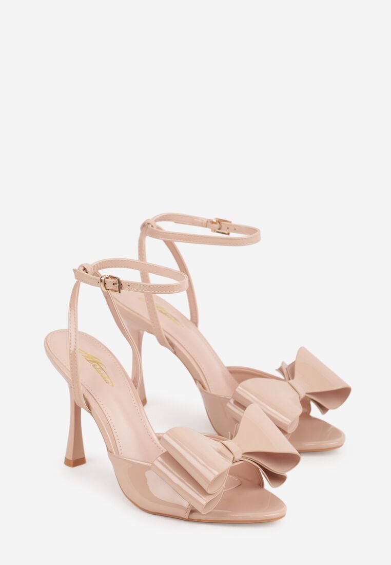 Beżowe Sandały Lakierowane Ozdobione Kokardkami Varona 5