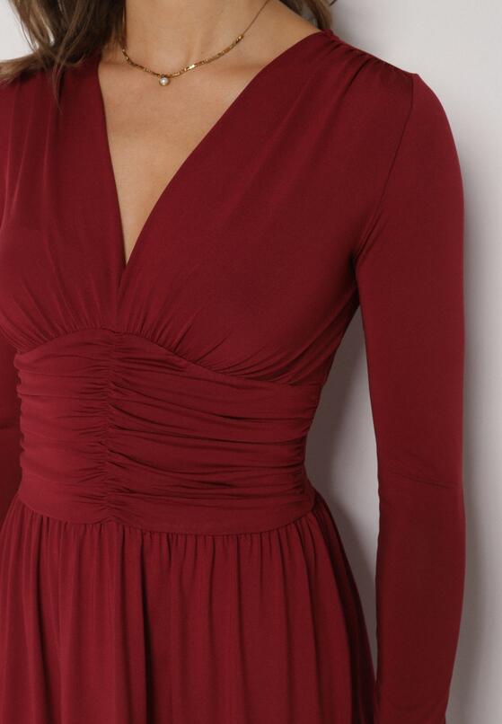 Bordowa Marszczona Sukienka Taliowana z Wiskozą z Dekoltem V i Długim Rękawem Emirie 5