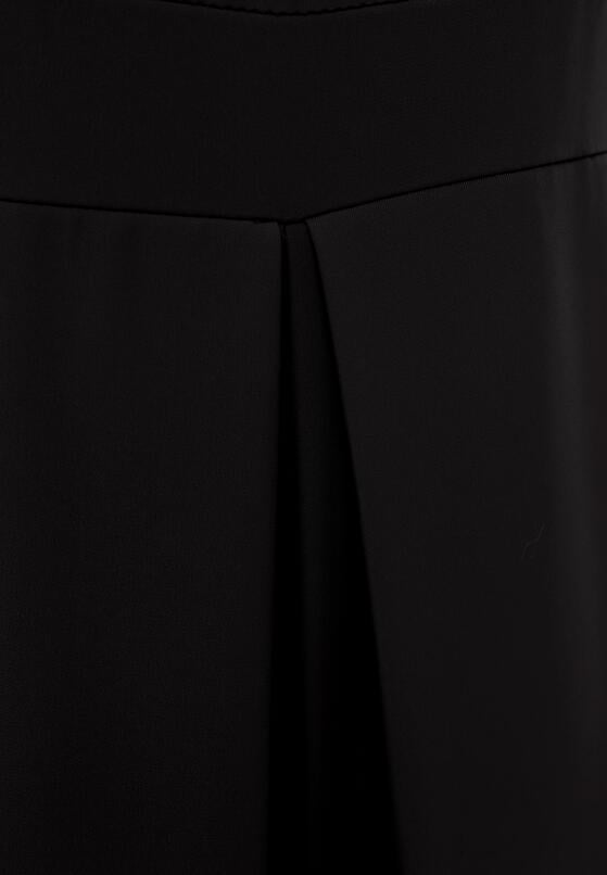 Czarny Elegancki Kombinezon z Ozdobnymi Zakładkami Zellysha 8