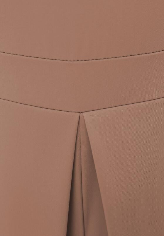 Ciemnobeżowy Elegancki Kombinezon z Ozdobnymi Zakładkami Zellysha 8