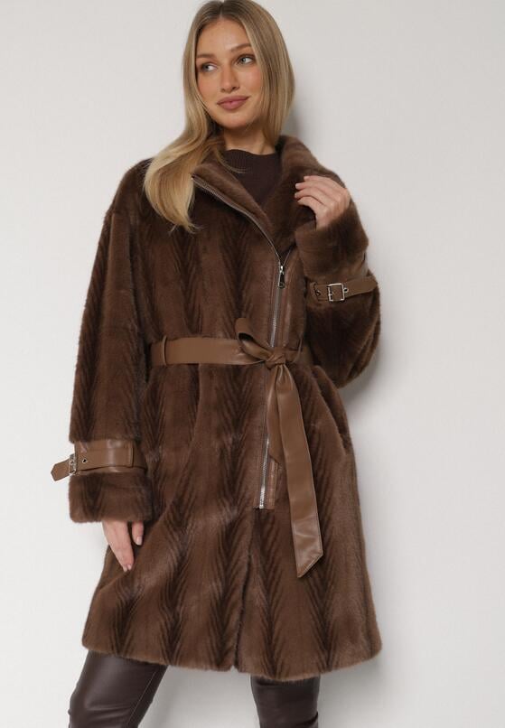Brązowy Futrzany Płaszcz z Wiązanym Paskiem i Ozdobnymi Sprzączkami Felryna 1