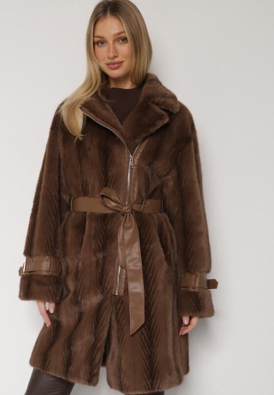 Brązowy Futrzany Płaszcz z Wiązanym Paskiem i Ozdobnymi Sprzączkami Felryna 4