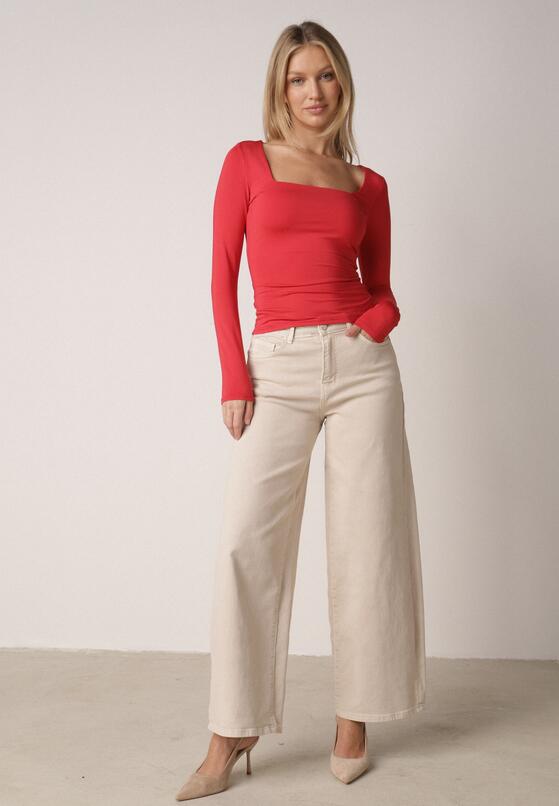 Czerwona Elastyczna Bluzka z Kwadratowym Dekoltem z Wiskozą Doriore 2