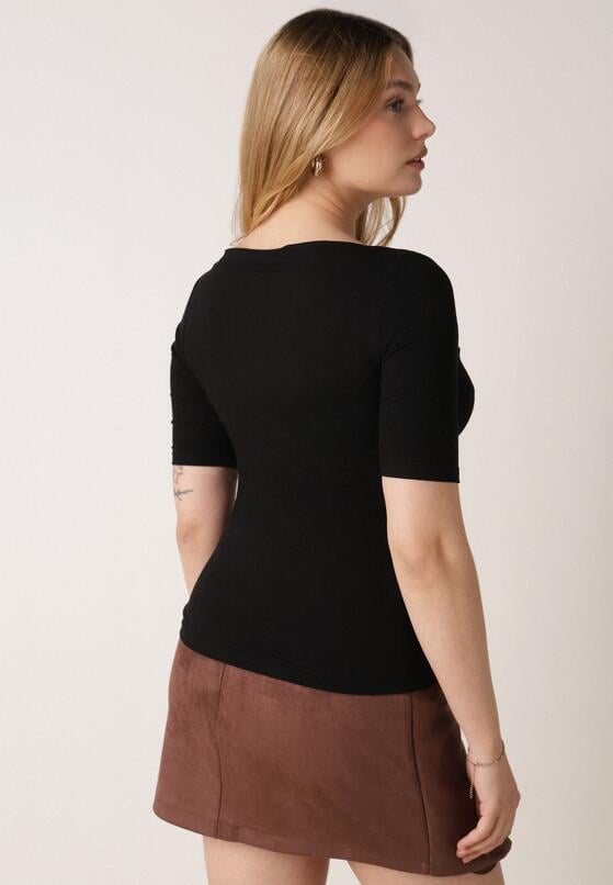 Czarny Wiskozowy T-shirt o Dopasowanym Kroju z Dekoltem w Łódkę Idahphaeia 3