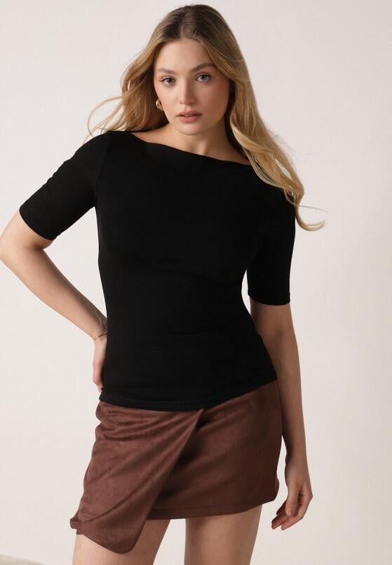 Czarny Wiskozowy T-shirt o Dopasowanym Kroju z Dekoltem w Łódkę Idahphaeia 4