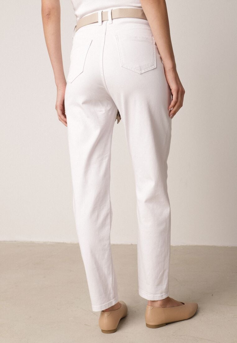 Białe Bawełniano-Wiskozowe Jeansy Mom Fit z Dodatkowym Paskiem Papheilise 3