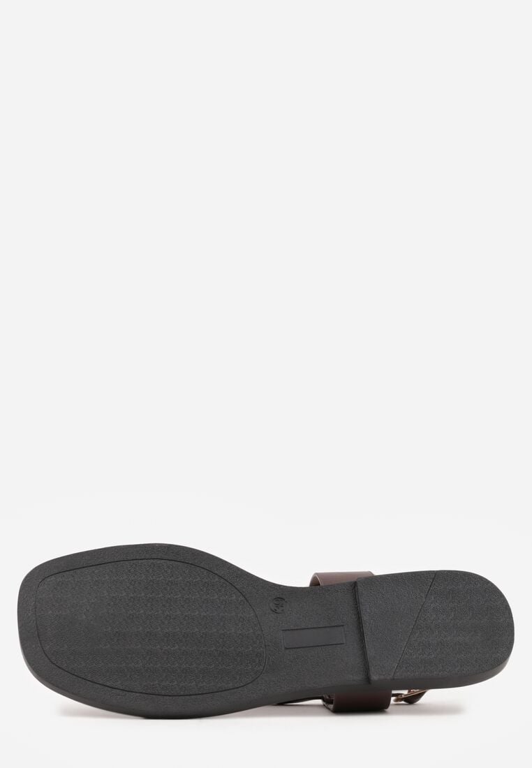 Ciemnobrązowe Sandały w Stylu Japonek z Metaliczną Ozdobą Catelin 7