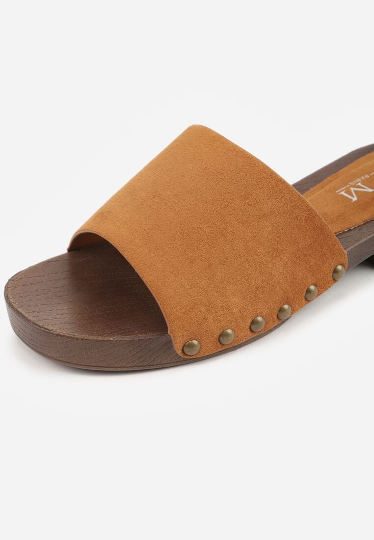 Brązowe Klapki Ozdobione Nitami Jehlone 8