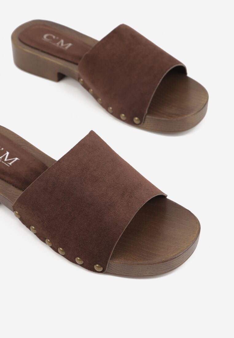 Ciemnobrązowe Klapki Ozdobione Nitami Jehlone 9