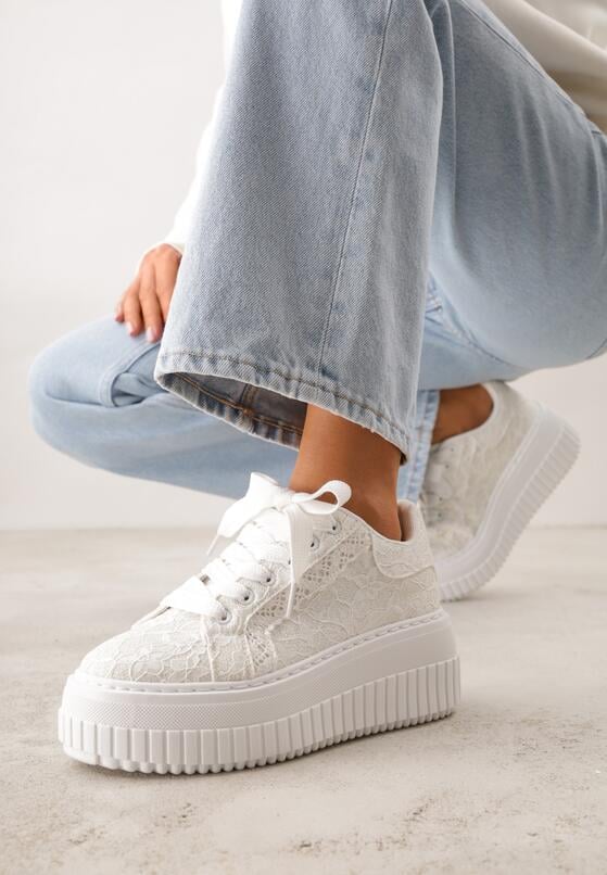 Białe Sneakersy na Grubej Tłoczonej Platformie Ozdobione Brokatem i Koronką Zellysh 2