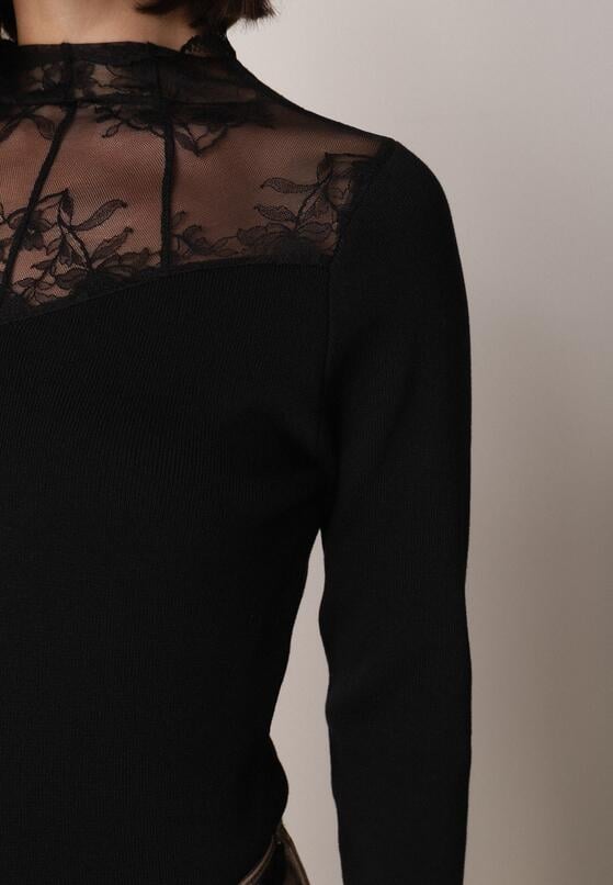 Czarny Dopasowany Sweter z Półgolfem z Wiskozą Zdobiony Koronkową Siateczką Genna 5