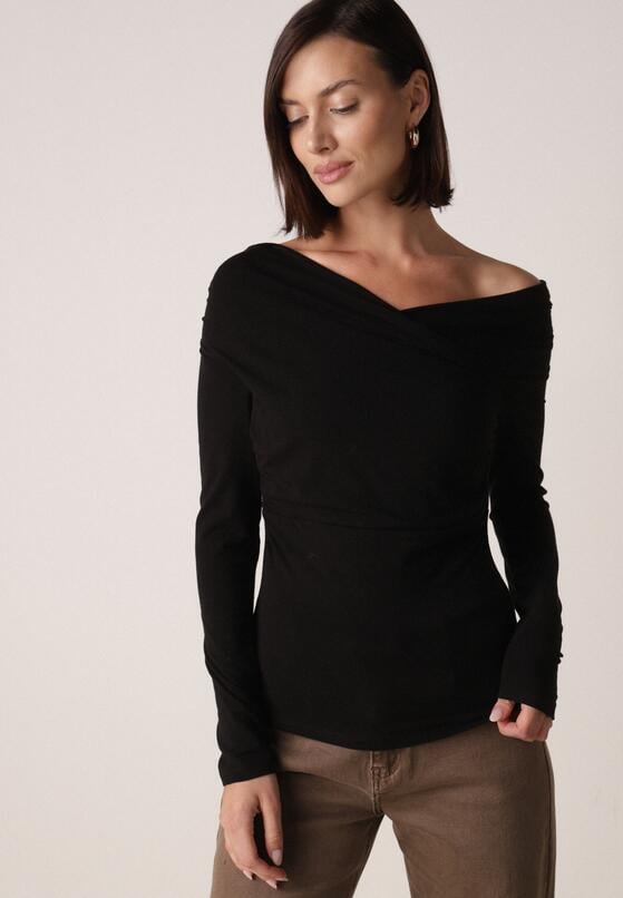 Czarna Bluzka z Bawełną Dekoltem Typu Łódka i Marszczeniem  Typhatos 1