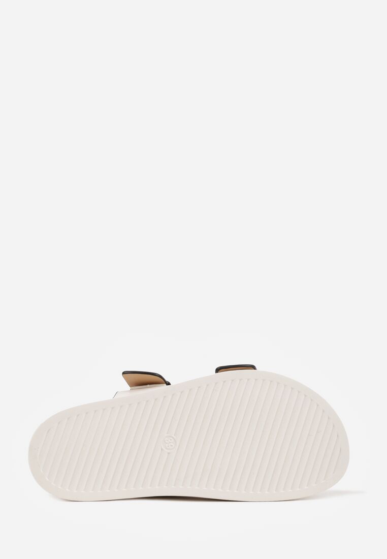 Białe Klapki Ozdobione Dwoma Paskami i Klamrami Jilryna 7