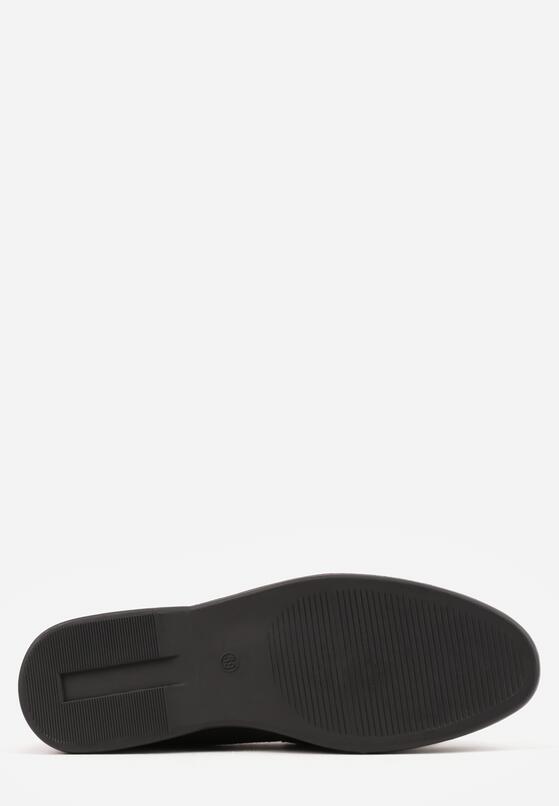 Czarne Mokasyny z Imitacji Zamszu Zdobione Aplikacją z Zawieszkami Peleg 7