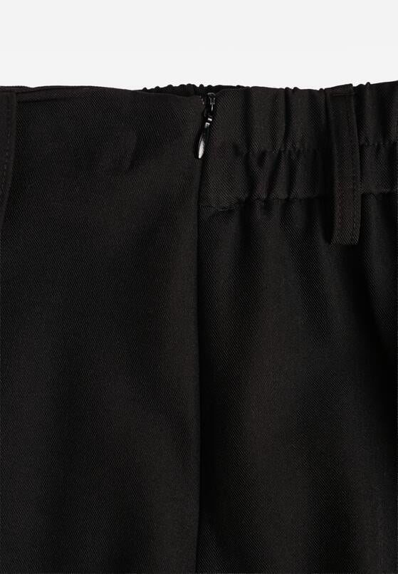 Czarne Spódnico-Szorty Ozdobione Łańcuszkiem i Sercami Rhenara 8