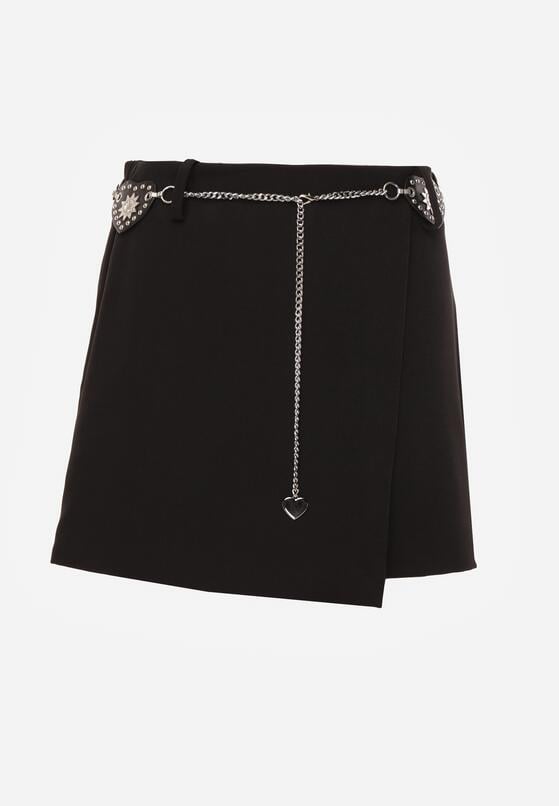 Czarne Spódnico-Szorty Ozdobione Łańcuszkiem i Sercami Rhenara 6