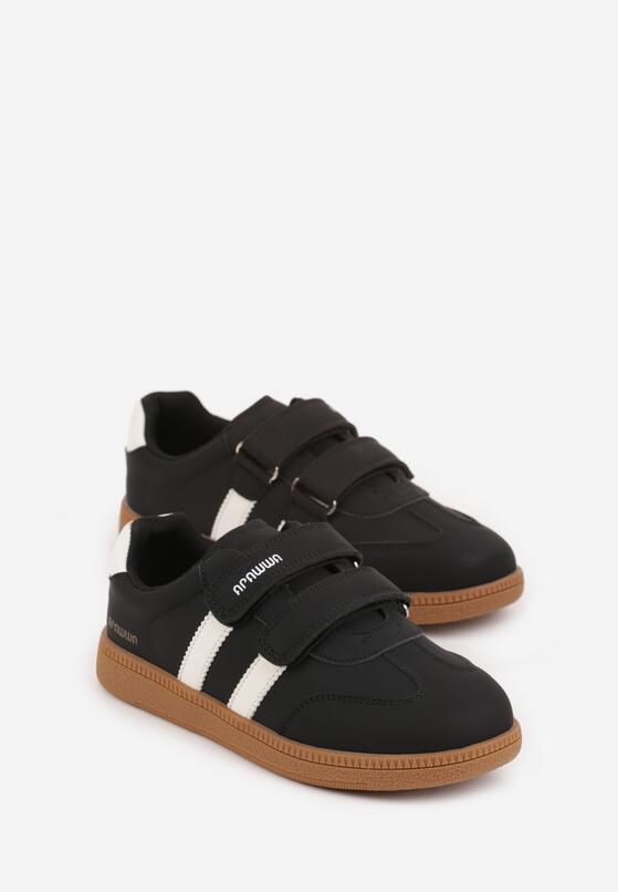 Czarne Buty Sportowe Sneakersy ze Skórzaną Wkładką i Ozdobnymi Paskami  Menilane 2