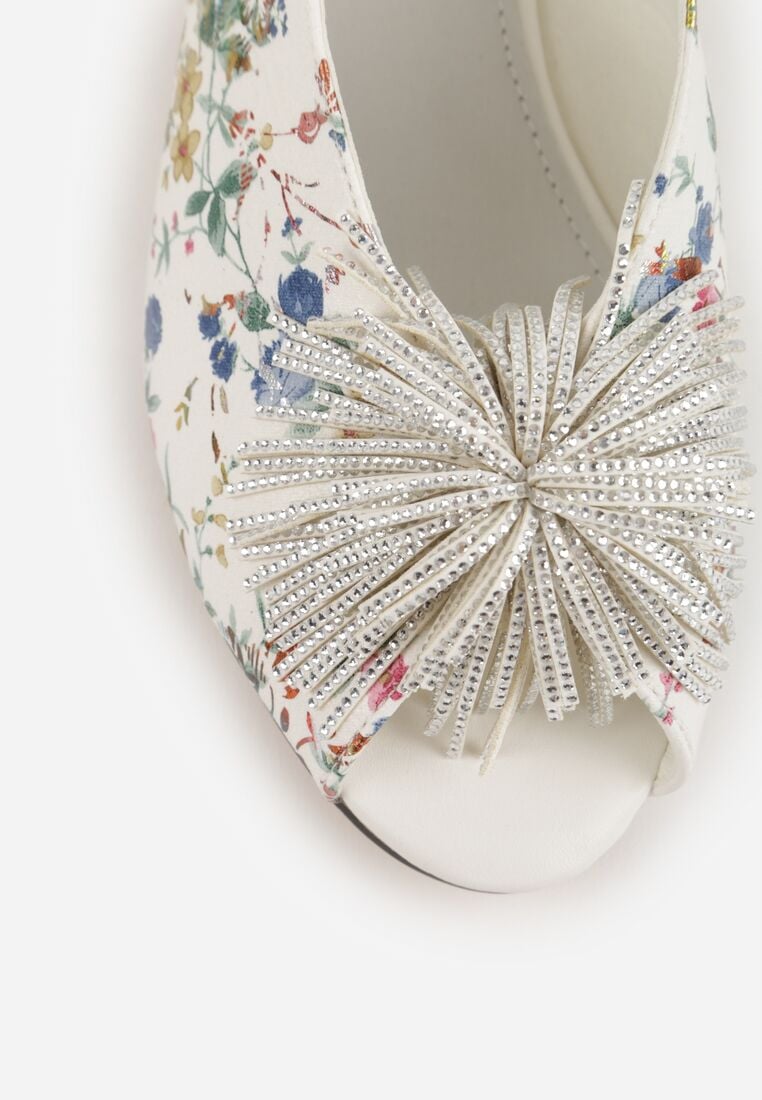 Białe Sandały na Obcasie ze Skórzaną Wkładką Ozdobione Pomponem Nelreris 9