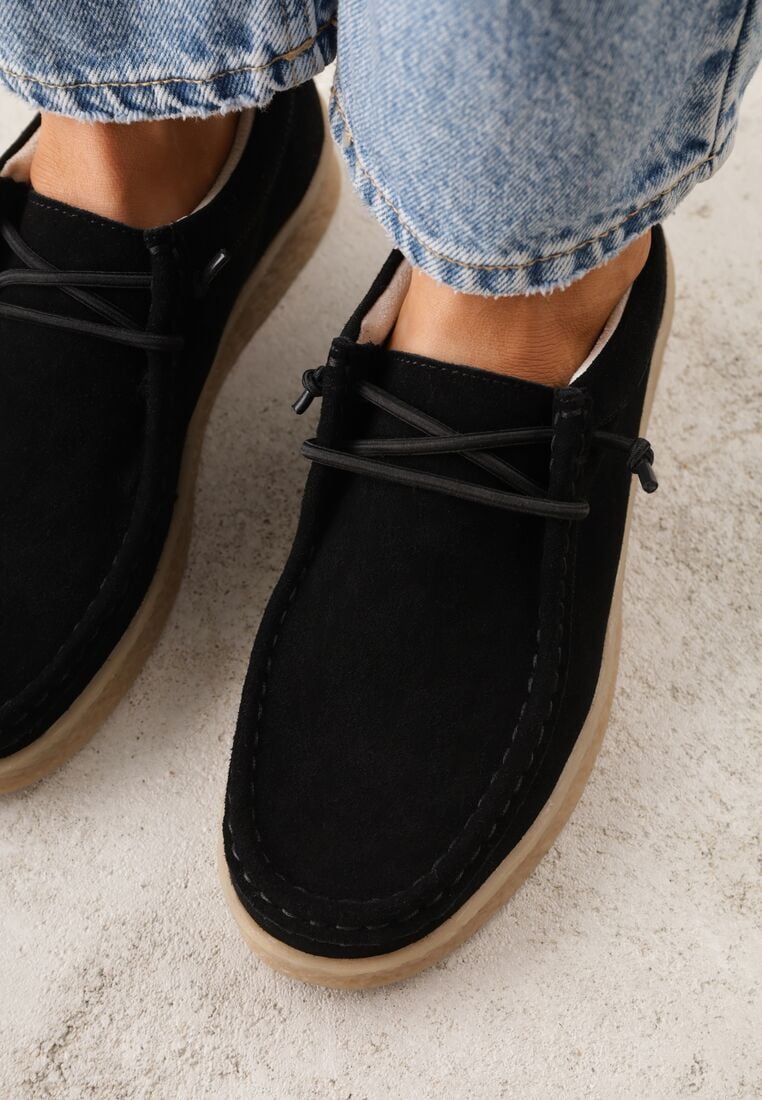 Czarne Zamszowe Półbuty ze Skórzaną Wkładką i Ozdobnymi Przeszyciami Olenos 3