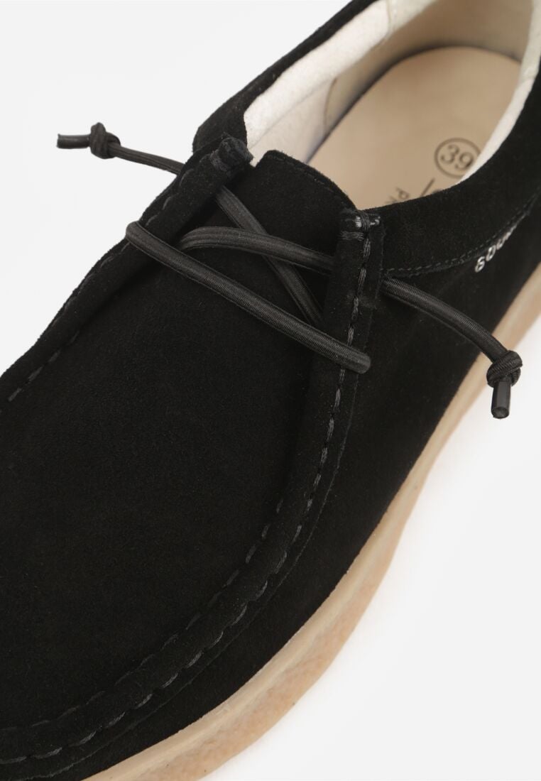Czarne Zamszowe Półbuty ze Skórzaną Wkładką i Ozdobnymi Przeszyciami Olenos 9