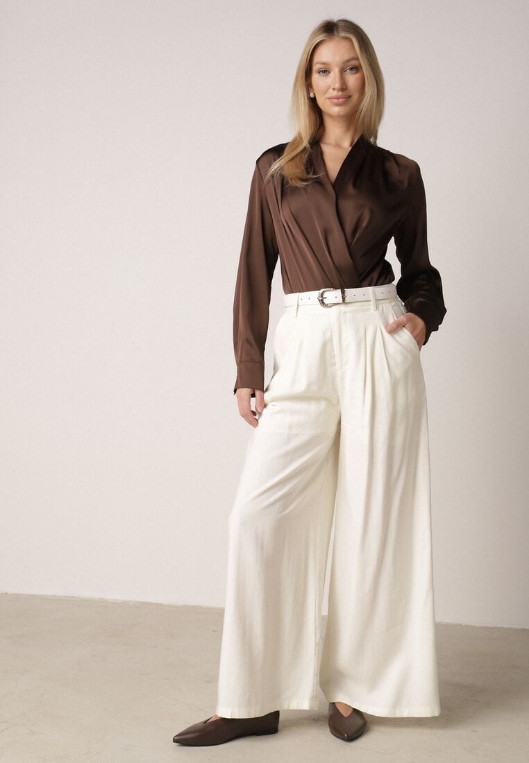 Białe Szerokie Spodnie Wiskozowe w Garniturowym Stylu z Paskiem Qera 1