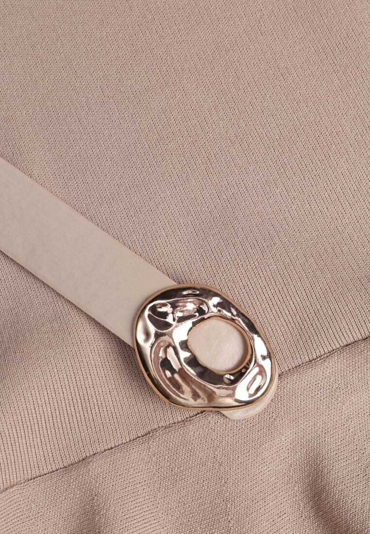 Beżowa Bluzka Dzianinowa z Baskinką i Paskiem Lyvara 8