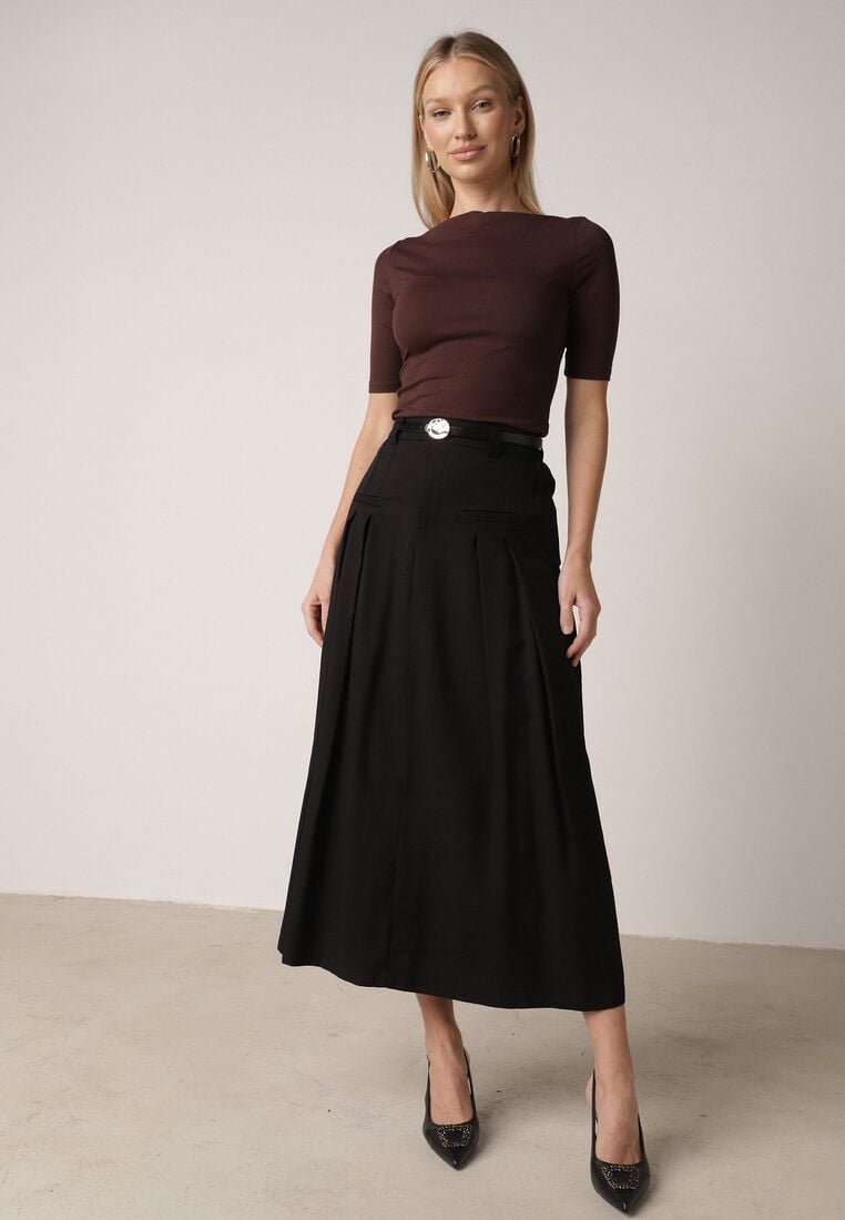 Czarna Wiskozowa Spódnica o Rozkloszowanym Kroju z Plisami i Paskiem Rolea 1