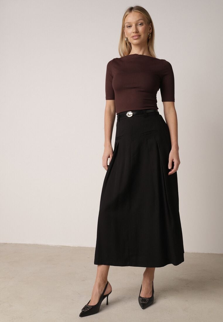 Czarna Wiskozowa Spódnica o Rozkloszowanym Kroju z Plisami i Paskiem Rolea 4
