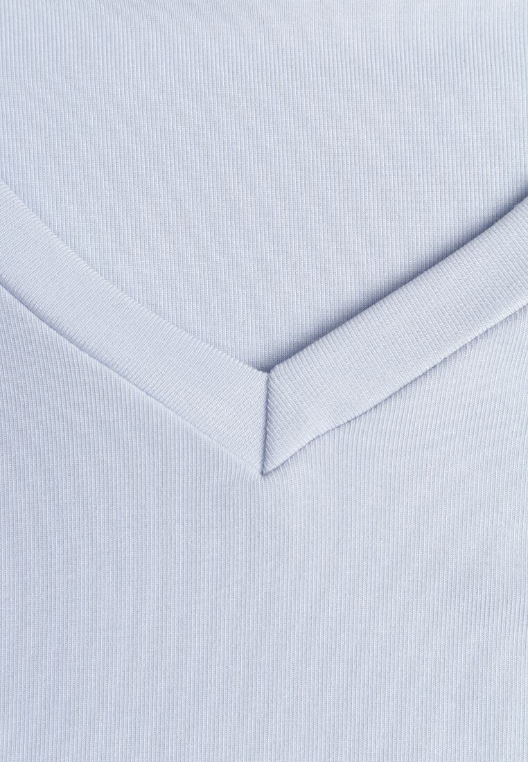 Niebieski T-shirt z Wiskozy z Trójkątnym Dekoltem Achiore 8