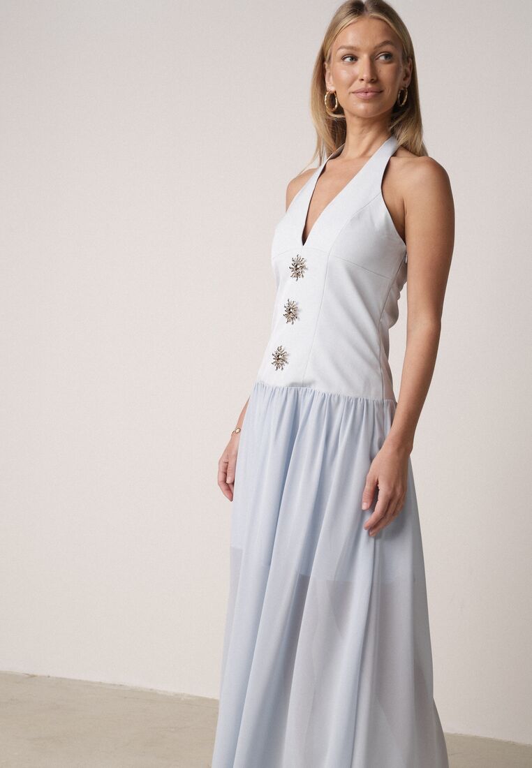 Niebieska Sukienka z Wiązanym Dekoltem Typu Halter i Biżuteryjnymi Guzikami Raena 2