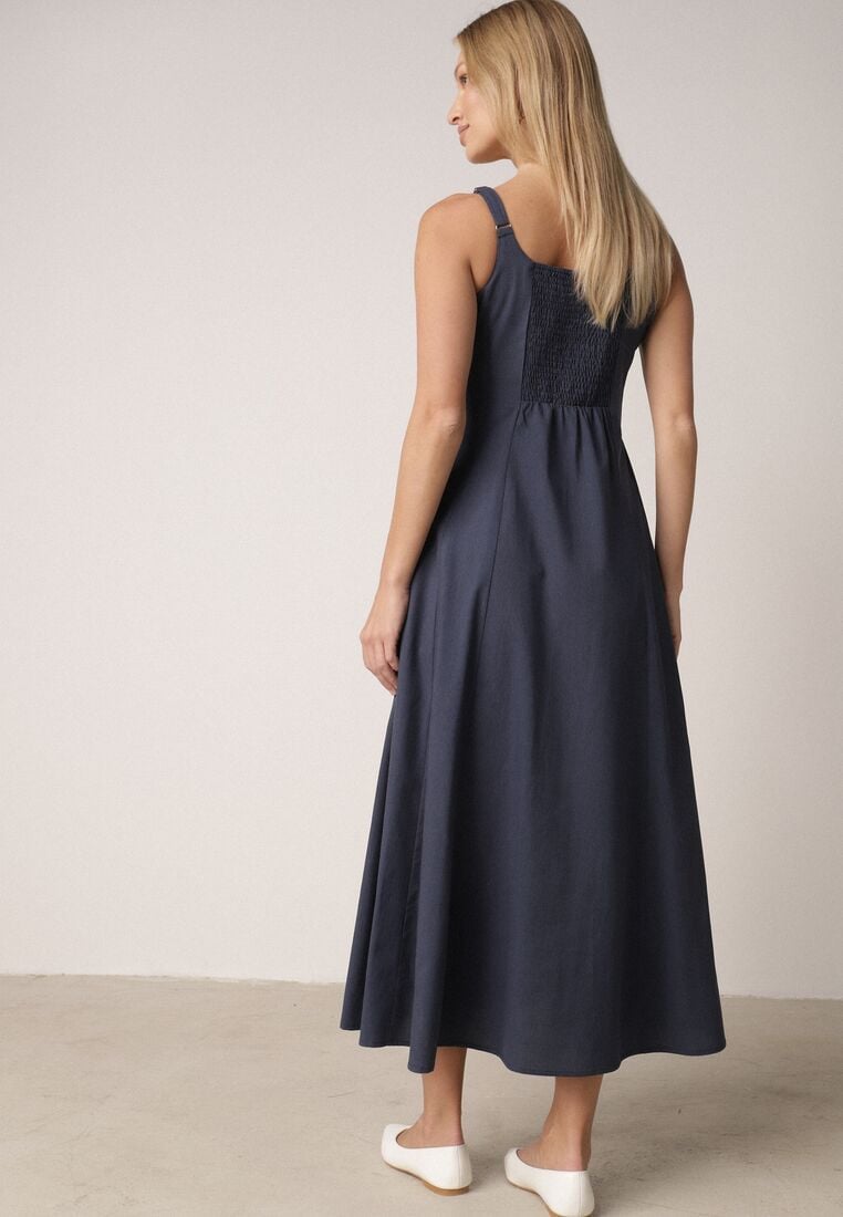 Granatowa Rozkloszowana Sukienka z Bawełną Wiskozą i Guzikami Appeia 3