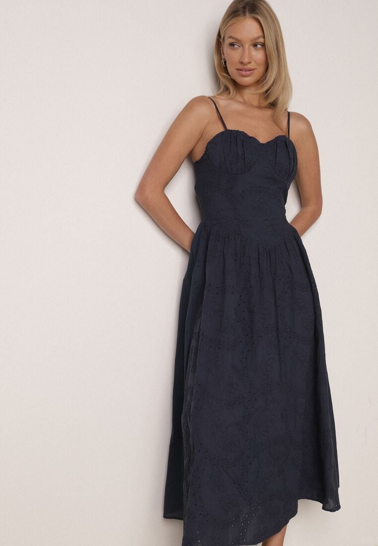 Granatowa Bawełniana Sukienka o Rozkloszowanym Kroju na Ramiączka z Haftem Rhethiphe 4