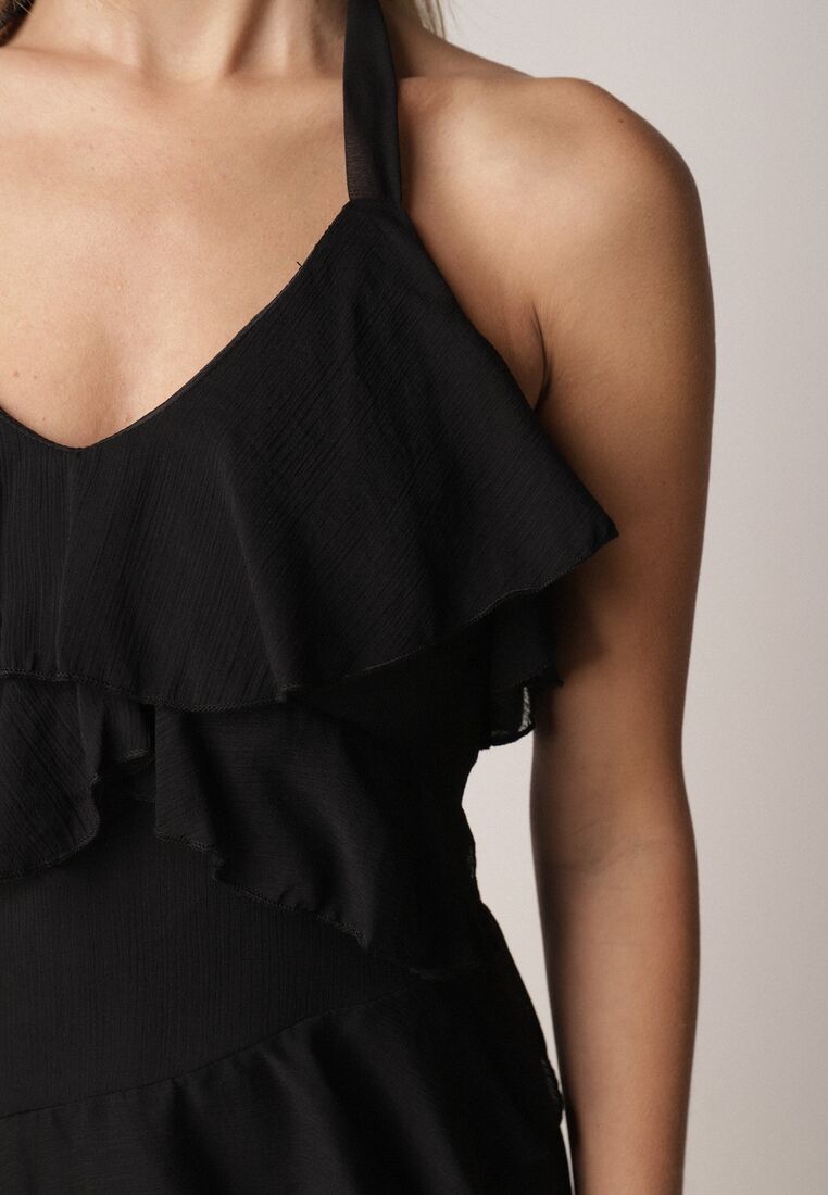Czarna Koktajlowa Sukienka Taliowana z Falbankami Wiązana na Szyi Demeina 5
