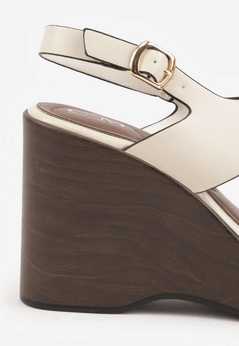 Beżowe Sandały na Koturnie i Platformie Ozdobione Dwoma Paskami Daphnone 9