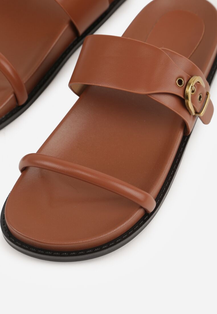 Brązowe Klapki z Dwoma Paskami i Metaliczną Klamrą Doriax 9
