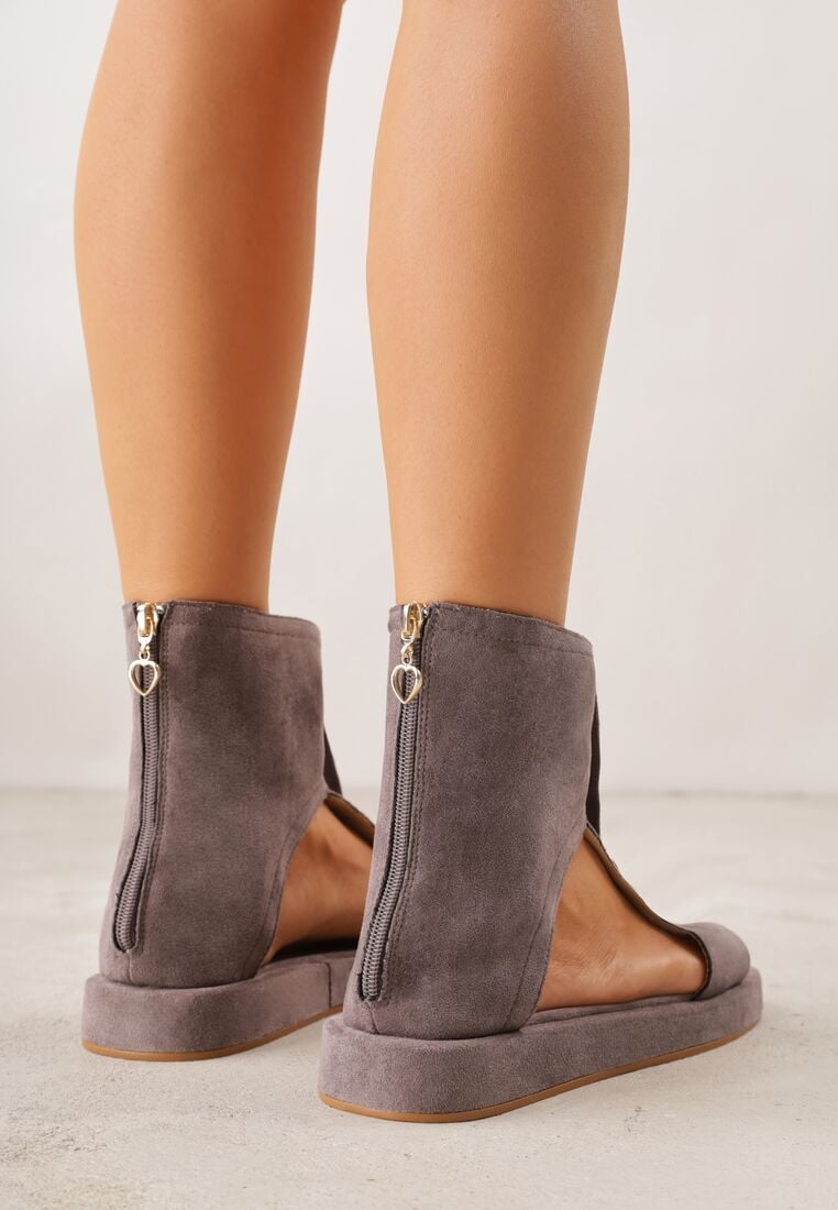 Szare Sandały w Stylu Botków z Ozdobną Klamrą Theaneasi 3