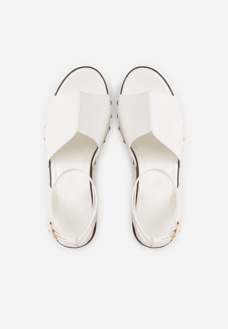 Białe Sandały na Koturnie i Platformie Ozdobione Nitami Rhethe 6