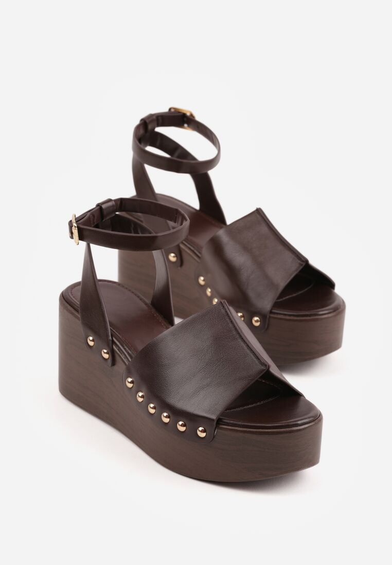 Ciemnobrązowe Sandały na Koturnie i Platformie Ozdobione Nitami Rhethe 5