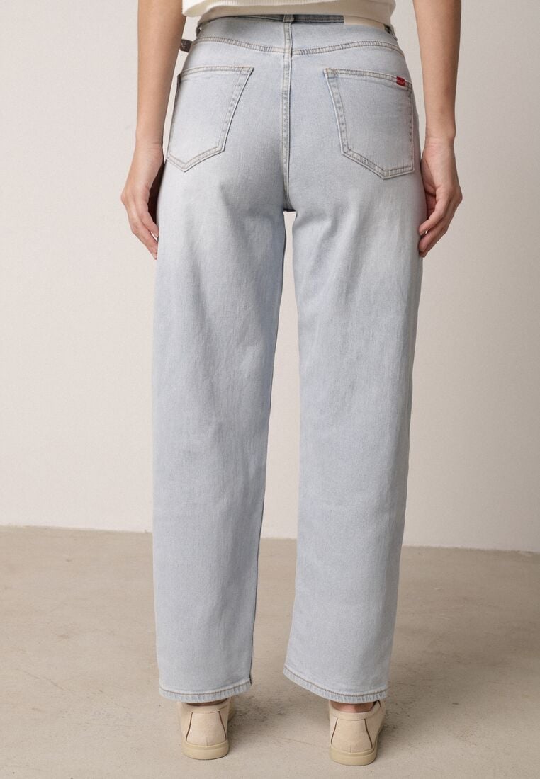 Niebieskie Bawełniane Jeansy o Kroju Mom Fit z Wysokim Stanem i Paskiem Pribena 3