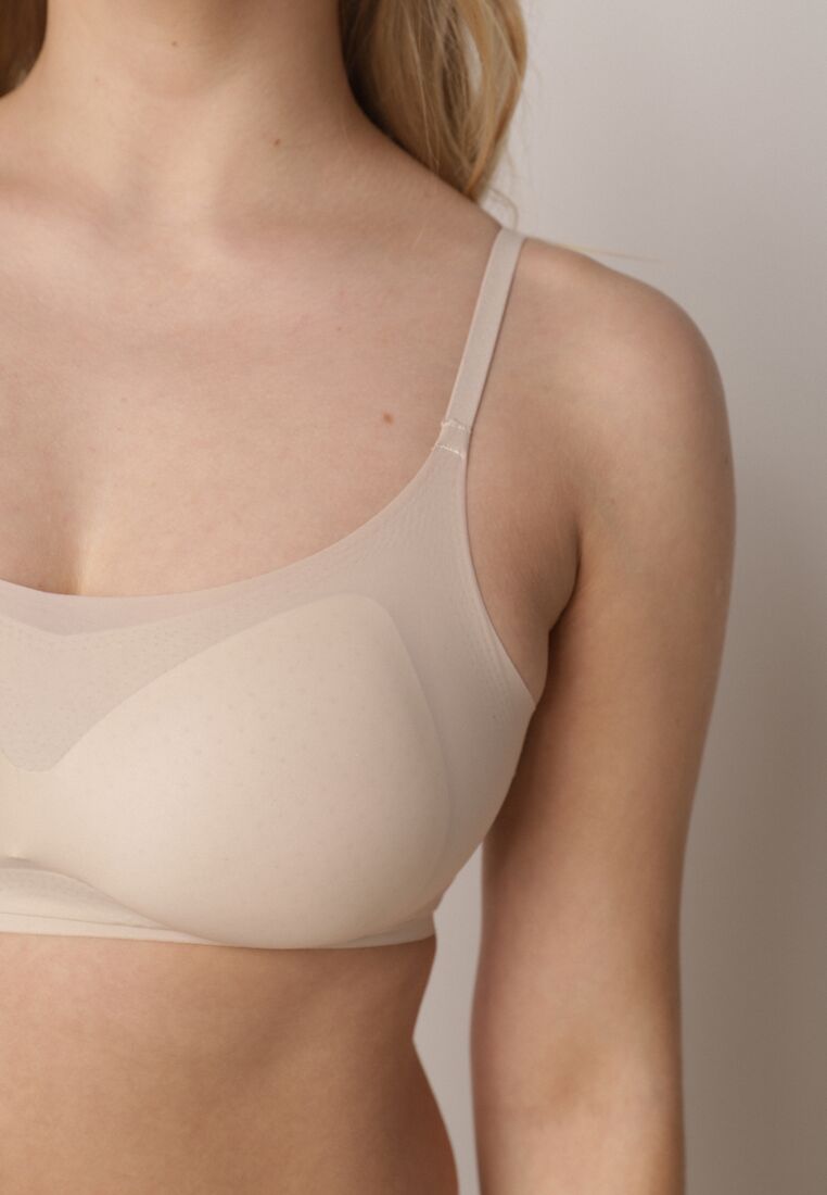 Beżowy Bezszwowy Biustonosz Bez Fiszbin z Usztywnianymi Miseczkami Leavessa 4