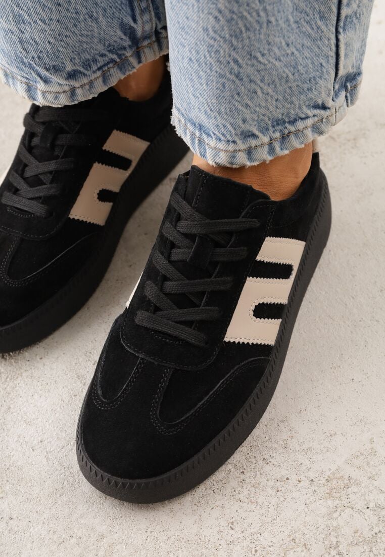 Czarne Skórzane Sneakersy na Kauczukowej Podeszwie z Geometrycznym Motywem Shytyse 3