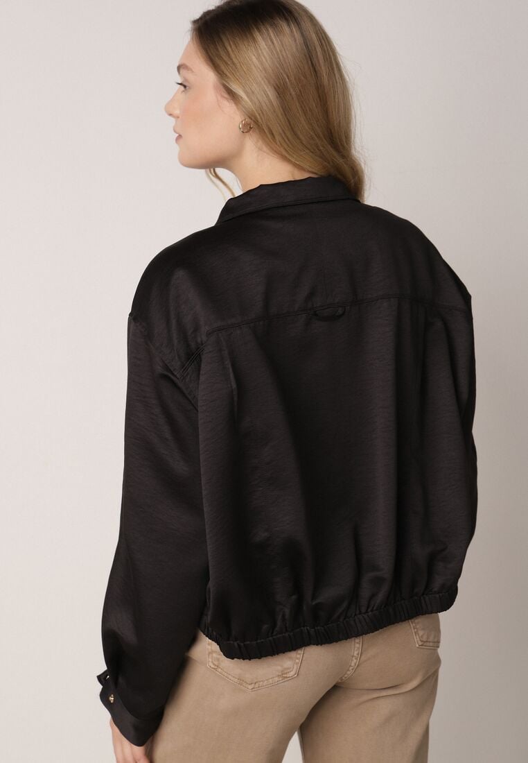 Czarna Kurtka Typu Bomberka Ozdobiona Kołnierzykiem Tellavan 3