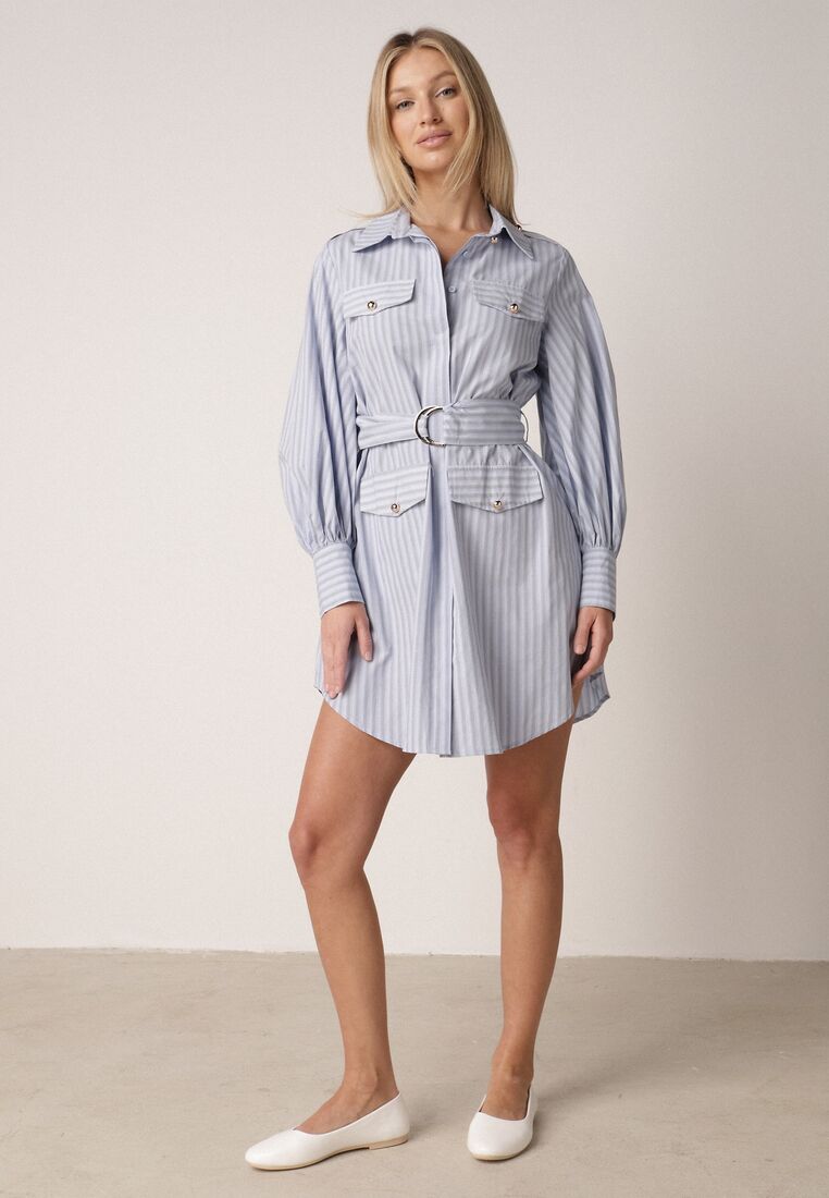 Niebieska Bawełniana Sukienka Koszulowa z Paskiem i Pagonami Dennelia 2