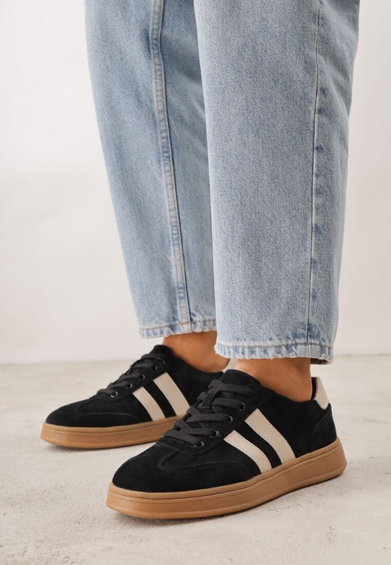 Czarne Skórzane Sneakersy i Ozdobnymi Paskami Zelisei 1