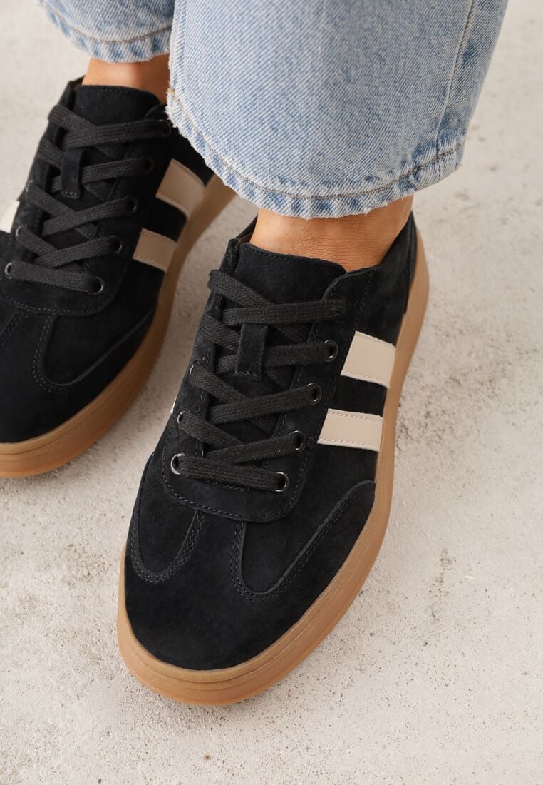 Czarne Skórzane Sneakersy i Ozdobnymi Paskami Zelisei 3