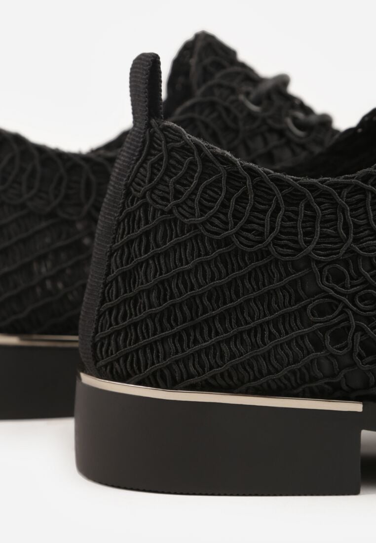 Czarne Ażurowe Półbuty z Metaliczną Wstawką Homonis 8