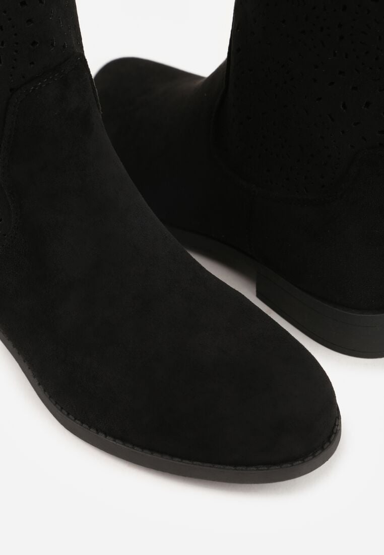 Czarne Botki Typu Kowbojki Ażurowe Ozdobione Metaliczną Aplikacją Iomosa 9