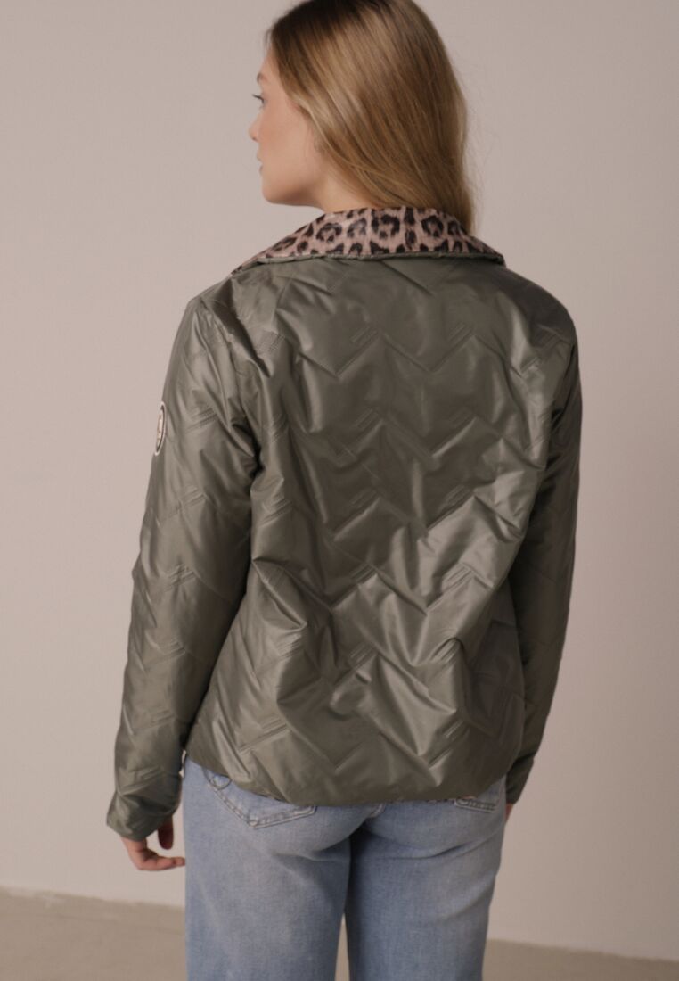 Zielona Dwustronna Kurtka Pikowana Ozdobiona Naszywką i Panterką Nemopis 3