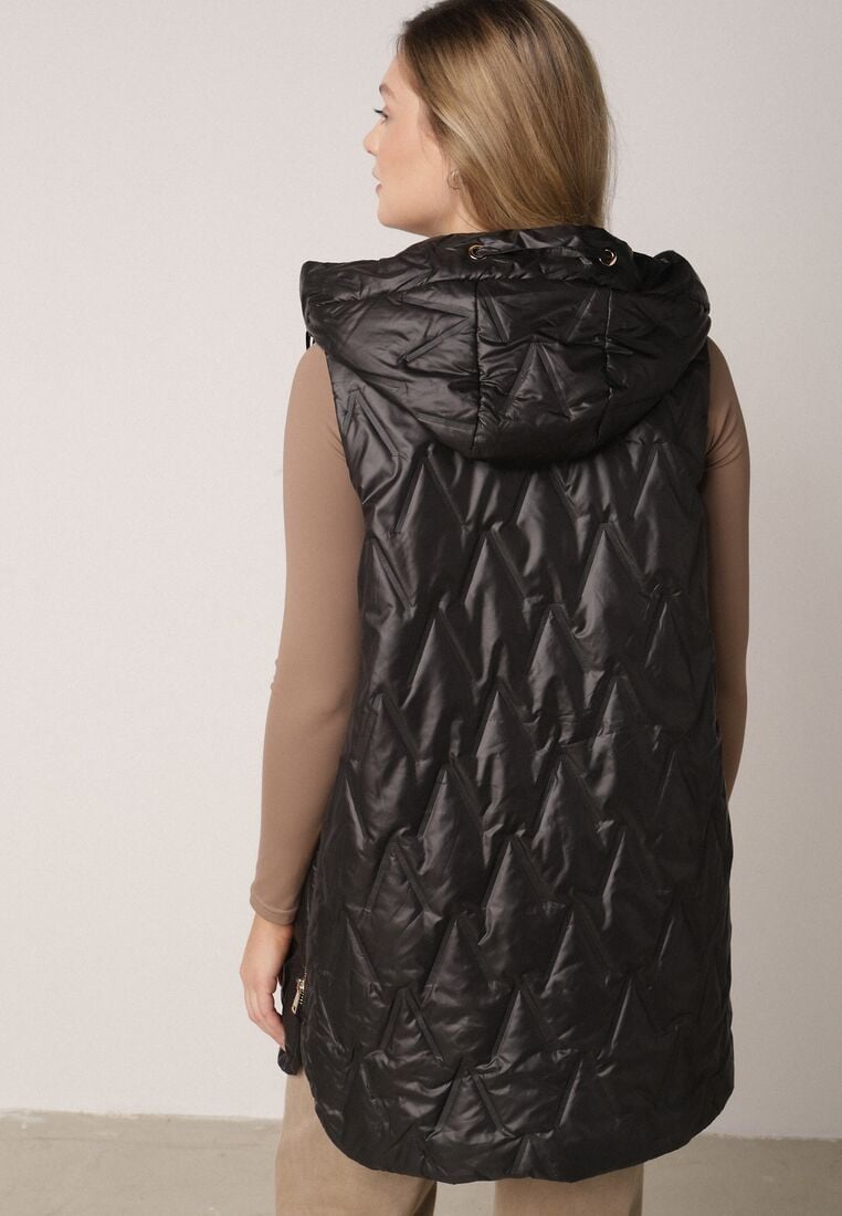 Czarna Pikowana Kamizelka o Długim Kroju z Nieodpinanym Kapturem w Romby Dephice 3